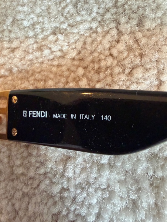 Fendi Vintage Y2K Sunglasses FS 111 Ebony Black Gold FF Logo Made in Italy main image 4